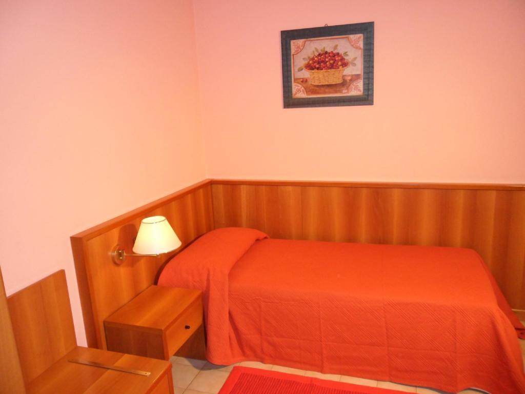 Hotel Ristorante Al Bassanello Bassano del Grappa Zimmer foto